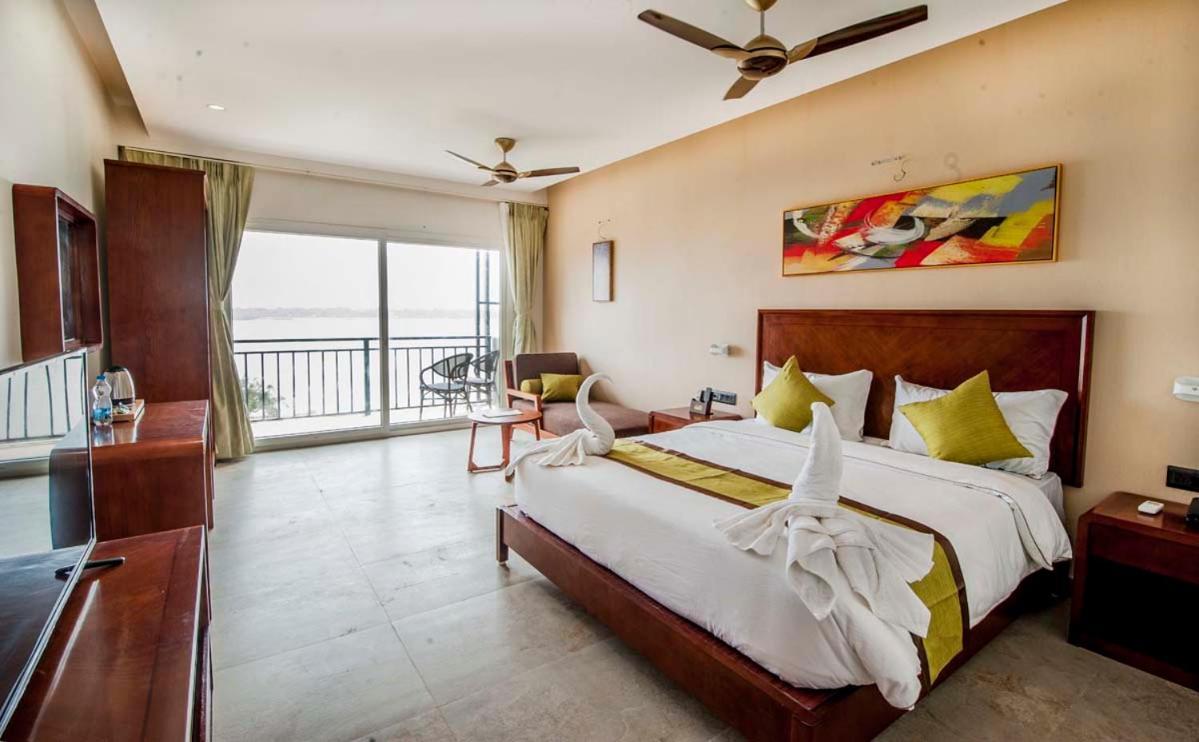 Hotel Sonar Bangla Taki Hasnabad Kültér fotó